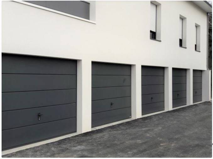 Portes de box basculantes Bordeaux