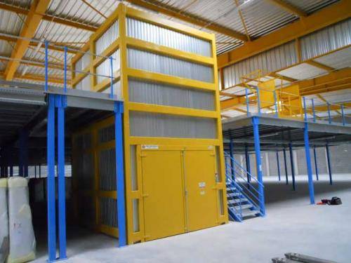 Monte charge agroalimentaire en Aquitaine