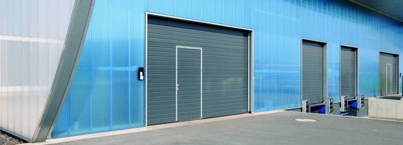 Quel prix pour une porte sectionnelle pour votre entrepôt professionnel à Mérignac