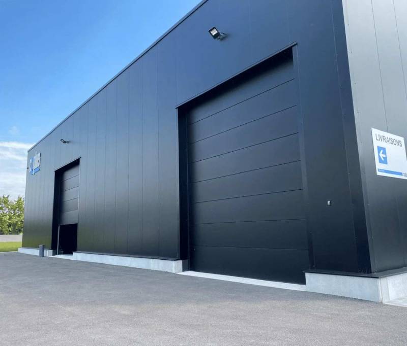 Porte sectionnelle pour parking ou garage collectif à Bordeaux 33